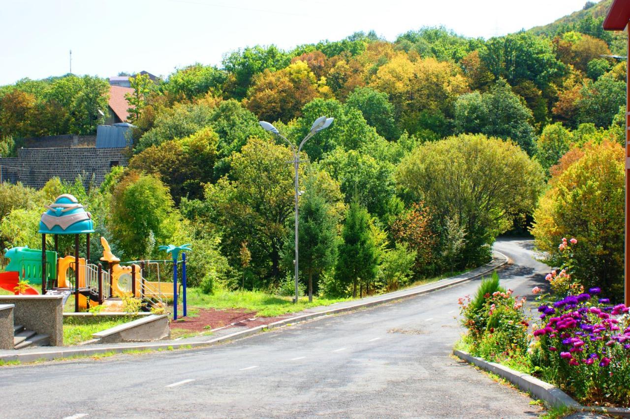 Tsaghkahovit Hotel Cachkadzor Exteriér fotografie